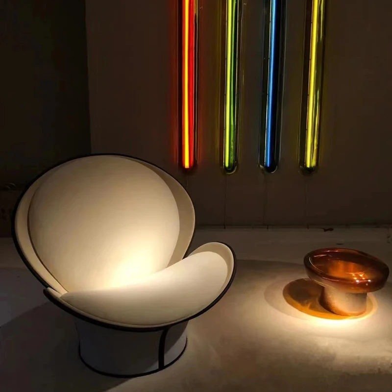 Creative bean sprouts leisure chair comfortable soft bag armrest back chair fiberglass exhibition hall single chair
Creative bean sprouts leisure chair comfortable soft bag armrest back chair fiberglass exhibition hall single chair