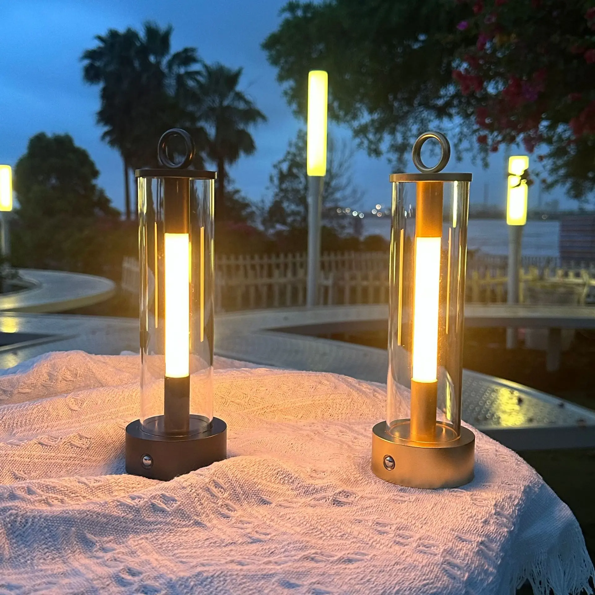 Outdoor Camping Decor Night Light for Dining Table, Bar, Restaurant, Bar Atmosphere Light
Outdoor Camping Decor Night Light for Dining Table, Bar, Restaurant, Bar Atmosphere Light