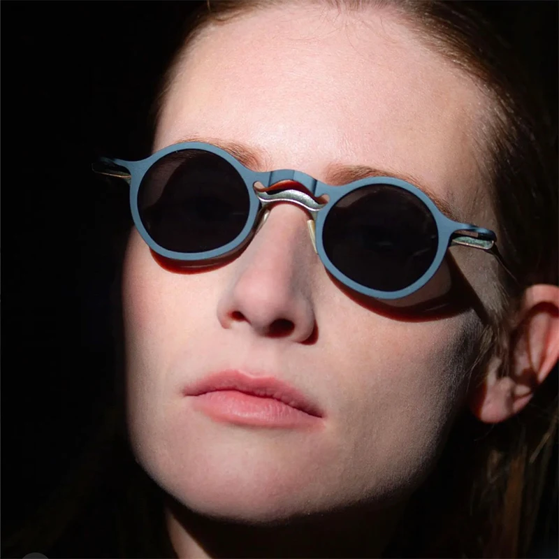 Japanese Handmade Style Vintage Titanium Round Magnetic Clip On Sunglasses Men Women Eyeglasses Designer Driving Travel Glasses
Japanese Handmade Style Vintage Titanium Round Magnetic Clip On Sunglasses Men Women Eyeglasses Designer Driving Travel Glasses