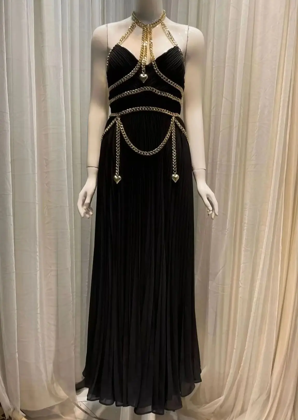 Chain Backless Elegant Dresses 2024 Summer Women Sleeveless A-Line Slim Sexy Holiday Party Club Summer
Chain Backless Elegant Dresses 2024 Summer Women Sleeveless A-Line Slim Sexy Holiday Party Club Summer