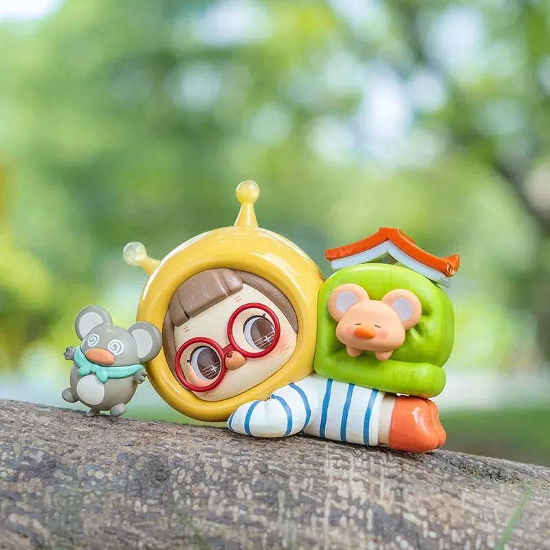 Подлинная перцовая воображающая маленькая шляпа серии слепая коробка модная кукла гаражный комплект настольный орнамент коллекция игрушек подарок для девочки
Подлинная перцовая воображающая маленькая шляпа серии слепая коробка модная кукла гаражный комплект настольный орнамент коллекция игрушек подарок для девочки