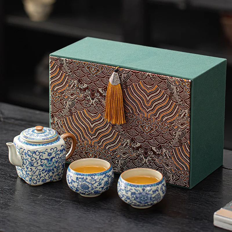 Ru Ware Chinese Style Vintage Ceramic High-End Tea Set Gift Box with Hand Enterprise Anniversary Activity Huang
Ru Ware Chinese Style Vintage Ceramic High-End Tea Set Gift Box with Hand Enterprise Anniversary Activity Huang