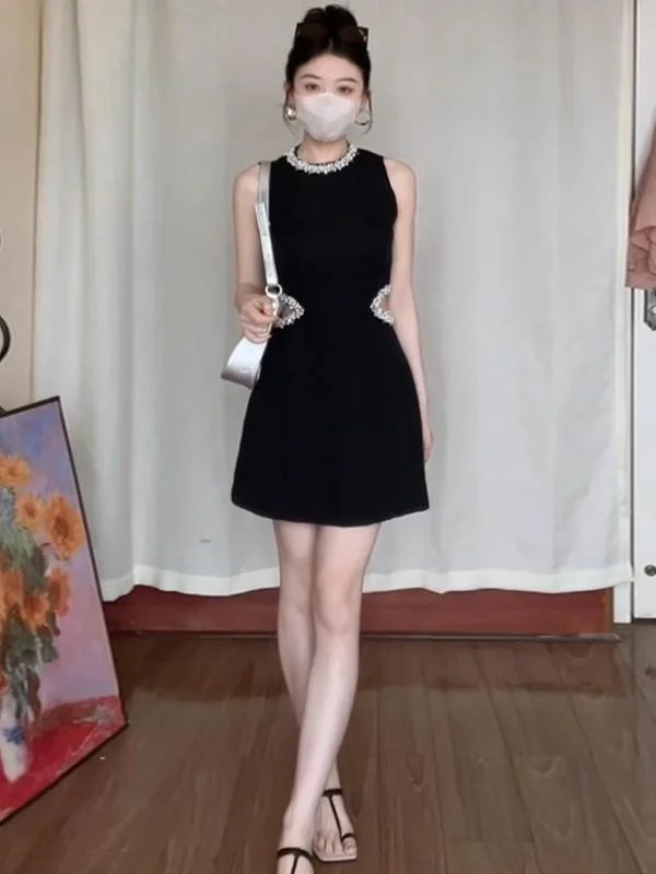 plus Size Summer Sleeveless Dress Women's Heavy Work Hepburn Style Short Black Dress Slimming A-Line Skirt Korean Version Hig...
plus Size Summer Sleeveless Dress Women's Heavy Work Hepburn Style Short Black Dress Slimming A-Line Skirt Korean Version Hig...