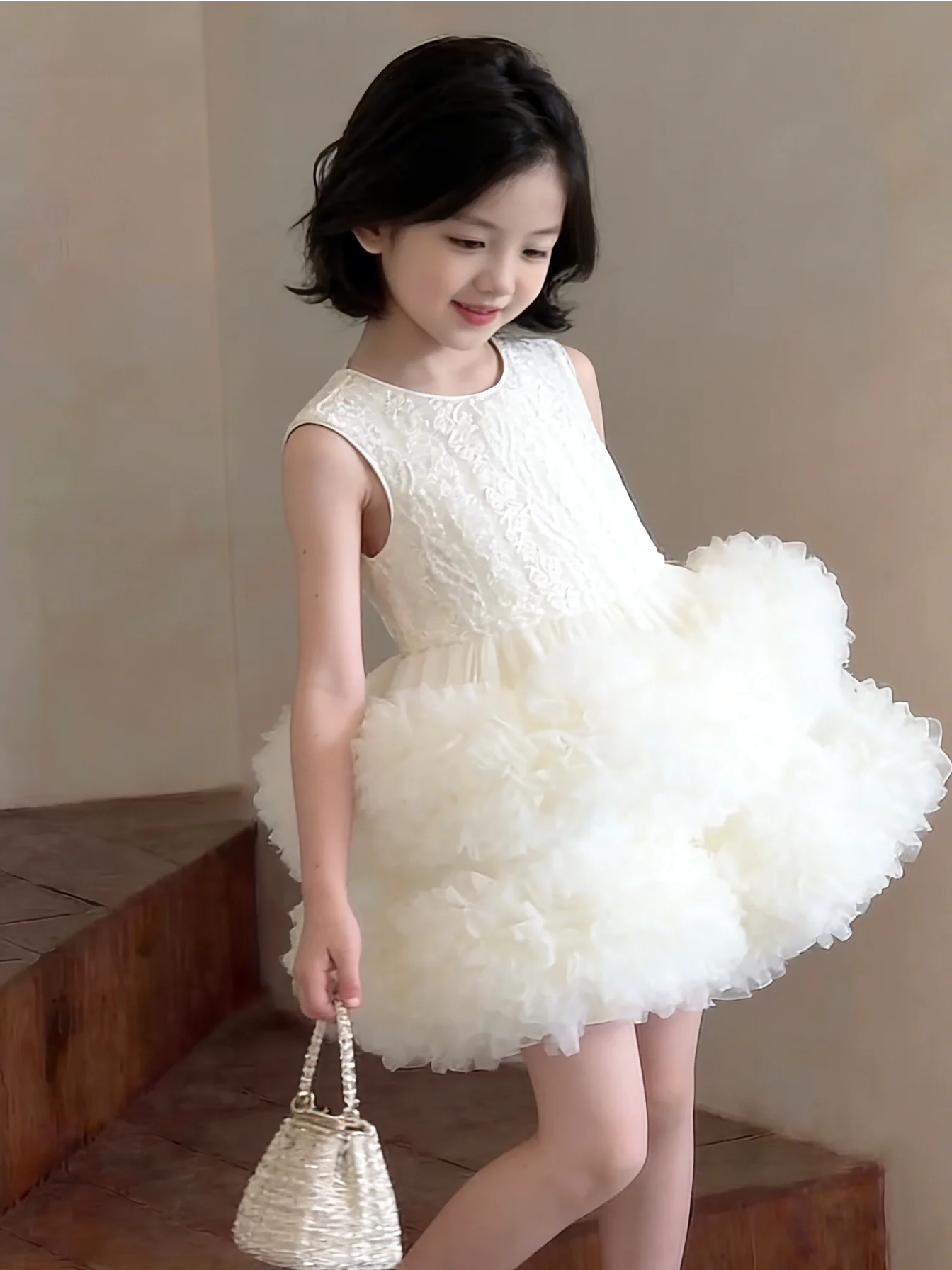Girls Casual Vest Dress Children's Princess Summer Fashion White Street Style mid Waist Length Midi Skirt Breathable Comfortable
Girls Casual Vest Dress Children's Princess Summer Fashion White Street Style mid Waist Length Midi Skirt Breathable Comfortable