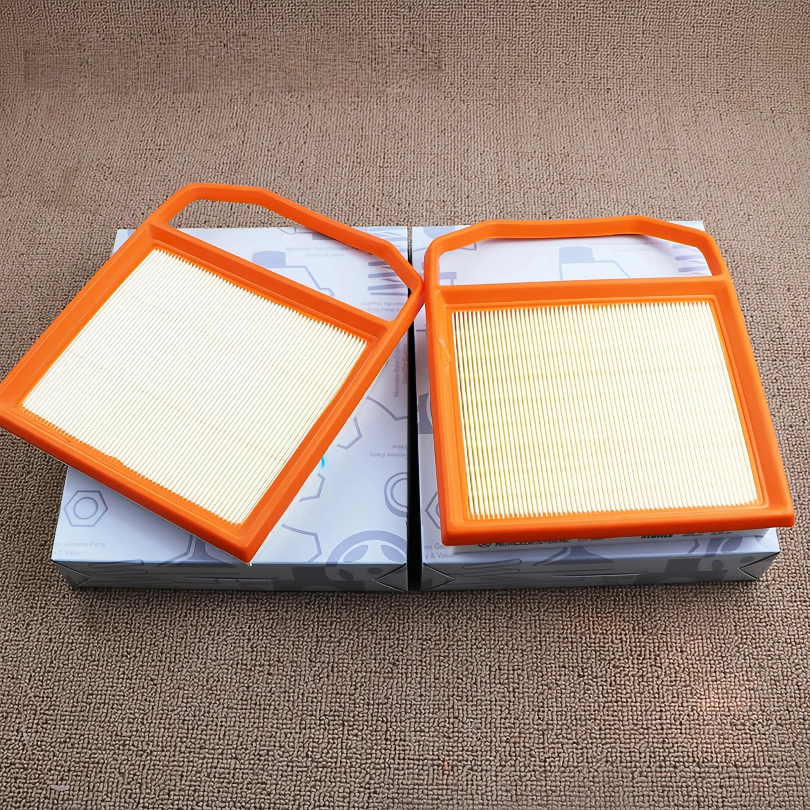 2 шт. воздушных фильтров 3.0T для Mercedes-Benz E A207 C207 W205 C43 CLS X218 C218 GLC43 GLE C292 GLE43 GLS W166 V251 SL400 R213 X166 S400
2 шт. воздушных фильтров 3.0T для Mercedes-Benz E A207 C207 W205 C43 CLS X218 C218 GLC43 GLE C292 GLE43 GLS W166 V251 SL400 R213 X166 S400