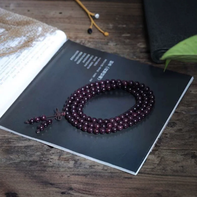 Authentic Purple Rosewood 108 Bead Old Wood Handmade Buddhist Prayer Beads for Men and Women, 0.8mm Wooden Bracelet
Authentic Purple Rosewood 108 Bead Old Wood Handmade Buddhist Prayer Beads for Men and Women, 0.8mm Wooden Bracelet