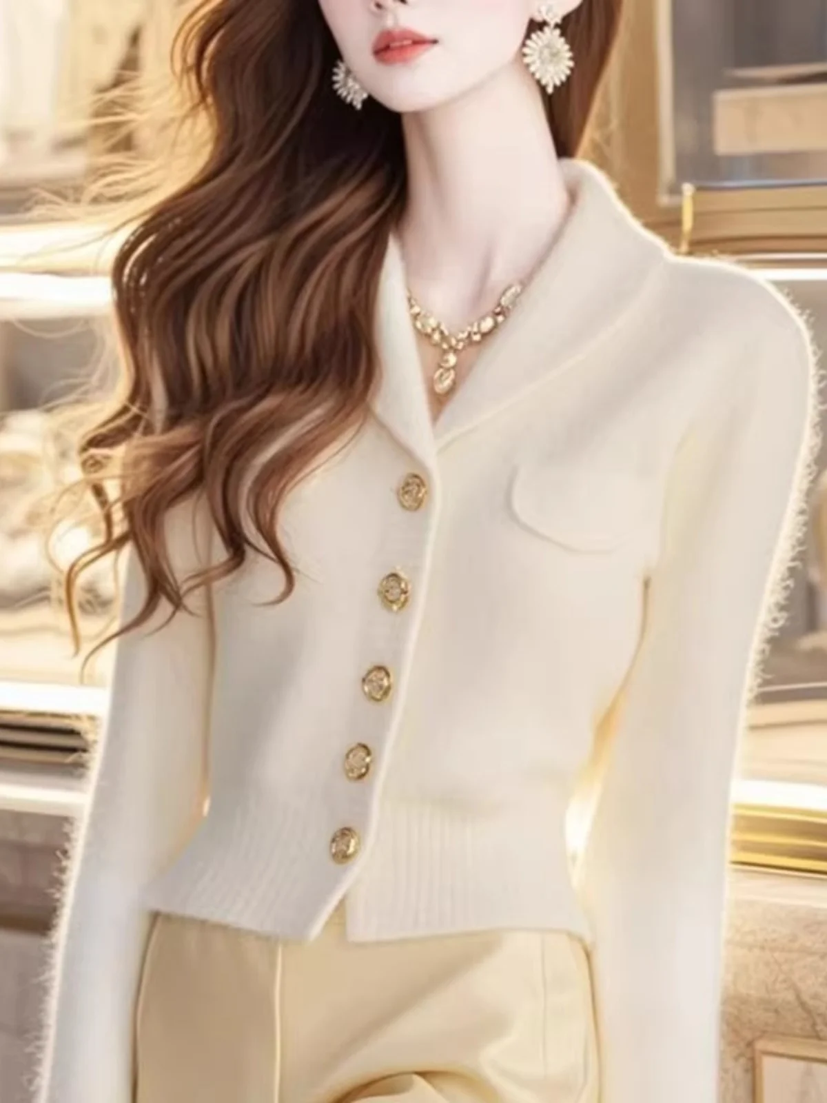 Fashionable Short Knit Sweater Jacket Women's Spring Autumn Anti-Aging Elegance Small Fragrance Style Knitted Top
Fashionable Short Knit Sweater Jacket Women's Spring Autumn Anti-Aging Elegance Small Fragrance Style Knitted Top