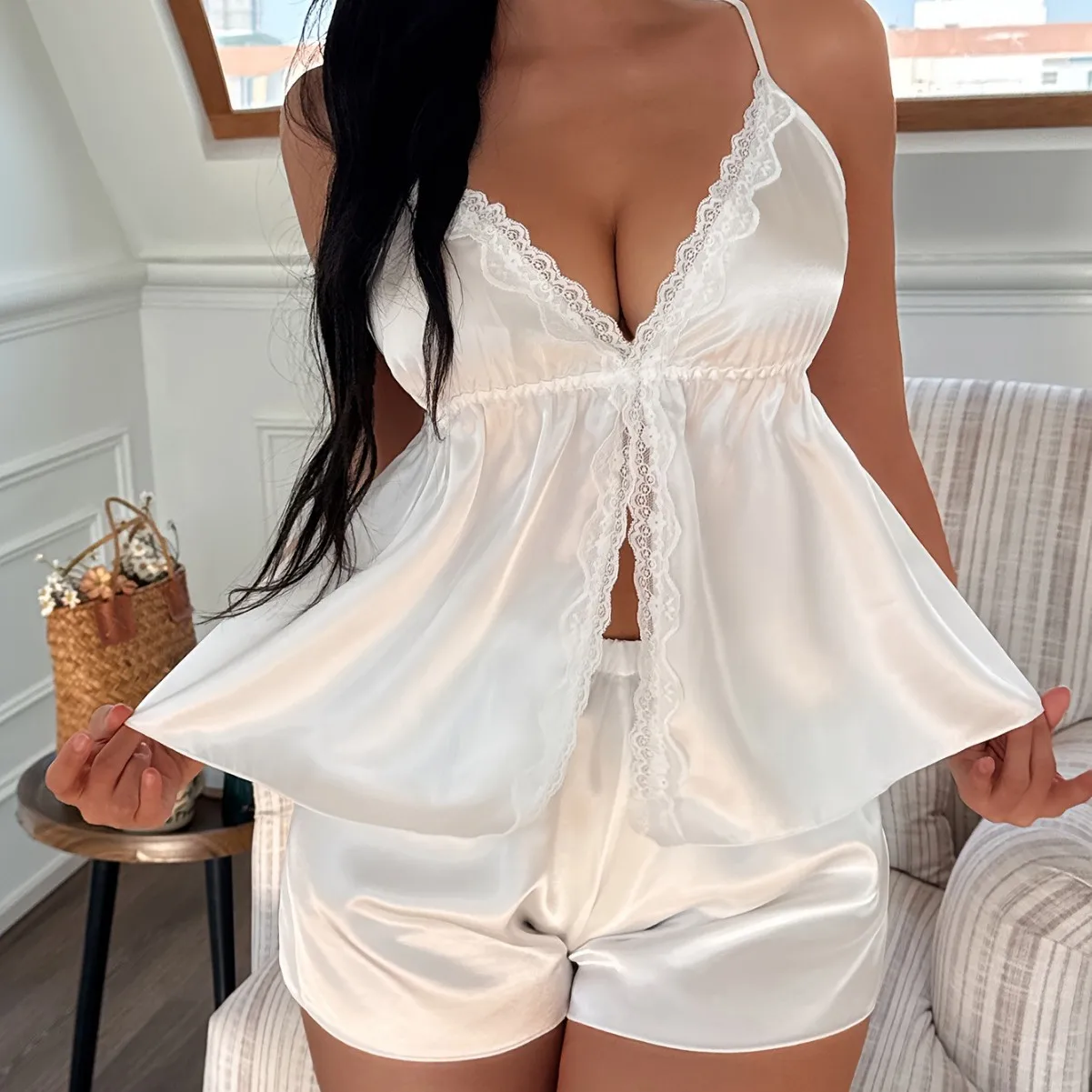 New Summer Women's Sexy Casual Lace Solid Color Suspender Shorts Pajamas
New Summer Women's Sexy Casual Lace Solid Color Suspender Shorts Pajamas