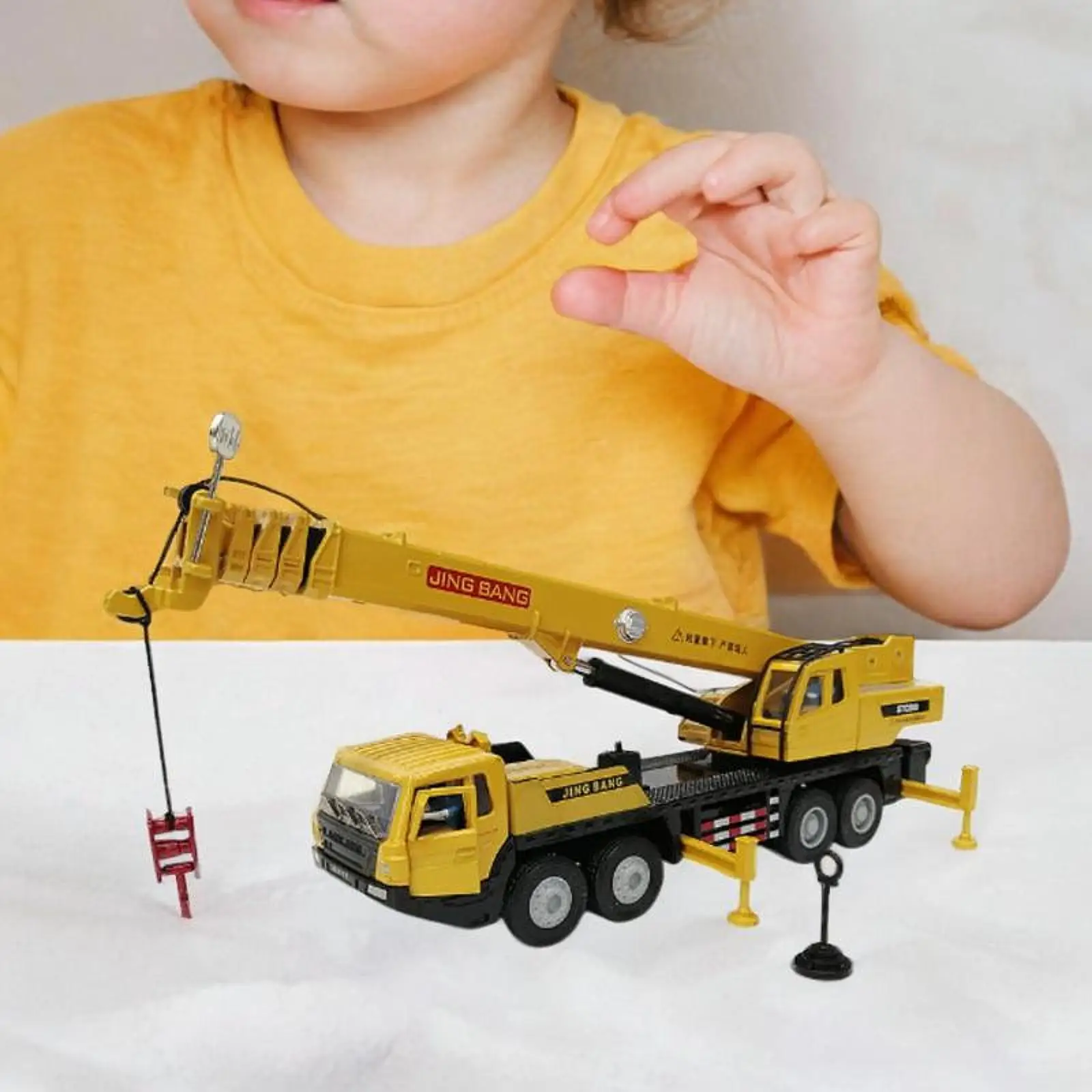 Crane Truck Construction Vehicle Toy Diecast Model Toy for Ages 3+ Children
Crane Truck Construction Vehicle Toy Diecast Model Toy for Ages 3+ Children