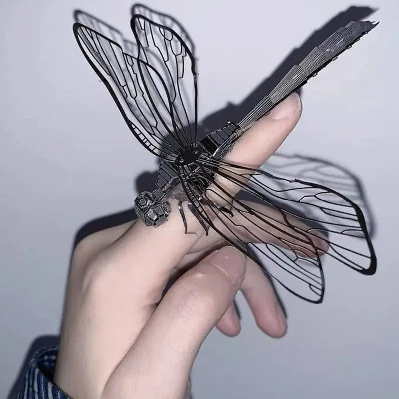 Металлическая Модель пазл на палец Стрекоза Diy сборка и Сращивание 3d стереоскопические игрушки
Металлическая Модель пазл на палец Стрекоза Diy сборка и Сращивание 3d стереоскопические игрушки