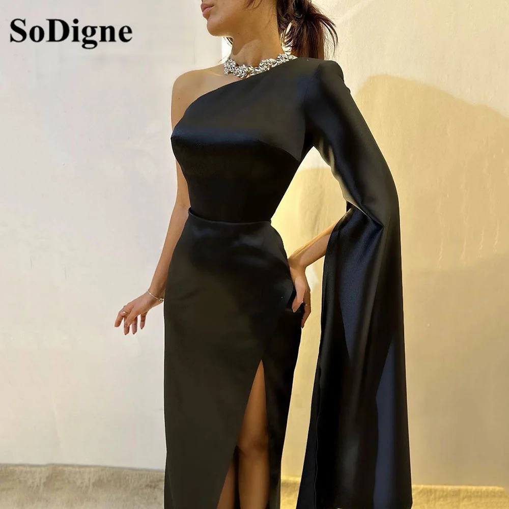 Black Evening Dresses With Sleeves Saudi Arabia One Shoulder Special Occasion Dress Side Split Formal Prom Gown
Black Evening Dresses With Sleeves Saudi Arabia One Shoulder Special Occasion Dress Side Split Formal Prom Gown