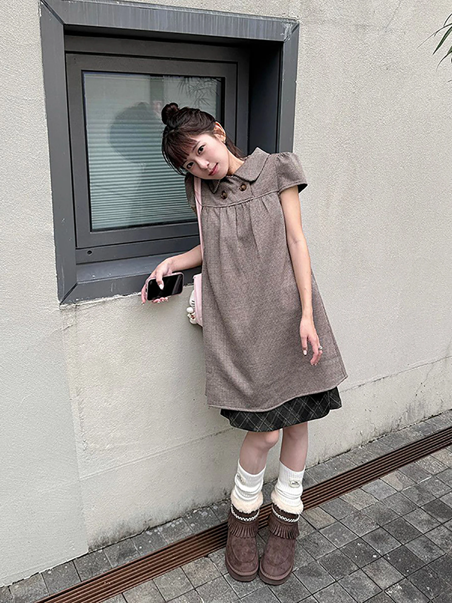 Retro Plaid Doll Collar Dress Women's Loose Fit Summer New Style Slimming Short Skirt High Waist A-Line Dress Casual Wear
Retro Plaid Doll Collar Dress Women's Loose Fit Summer New Style Slimming Short Skirt High Waist A-Line Dress Casual Wear