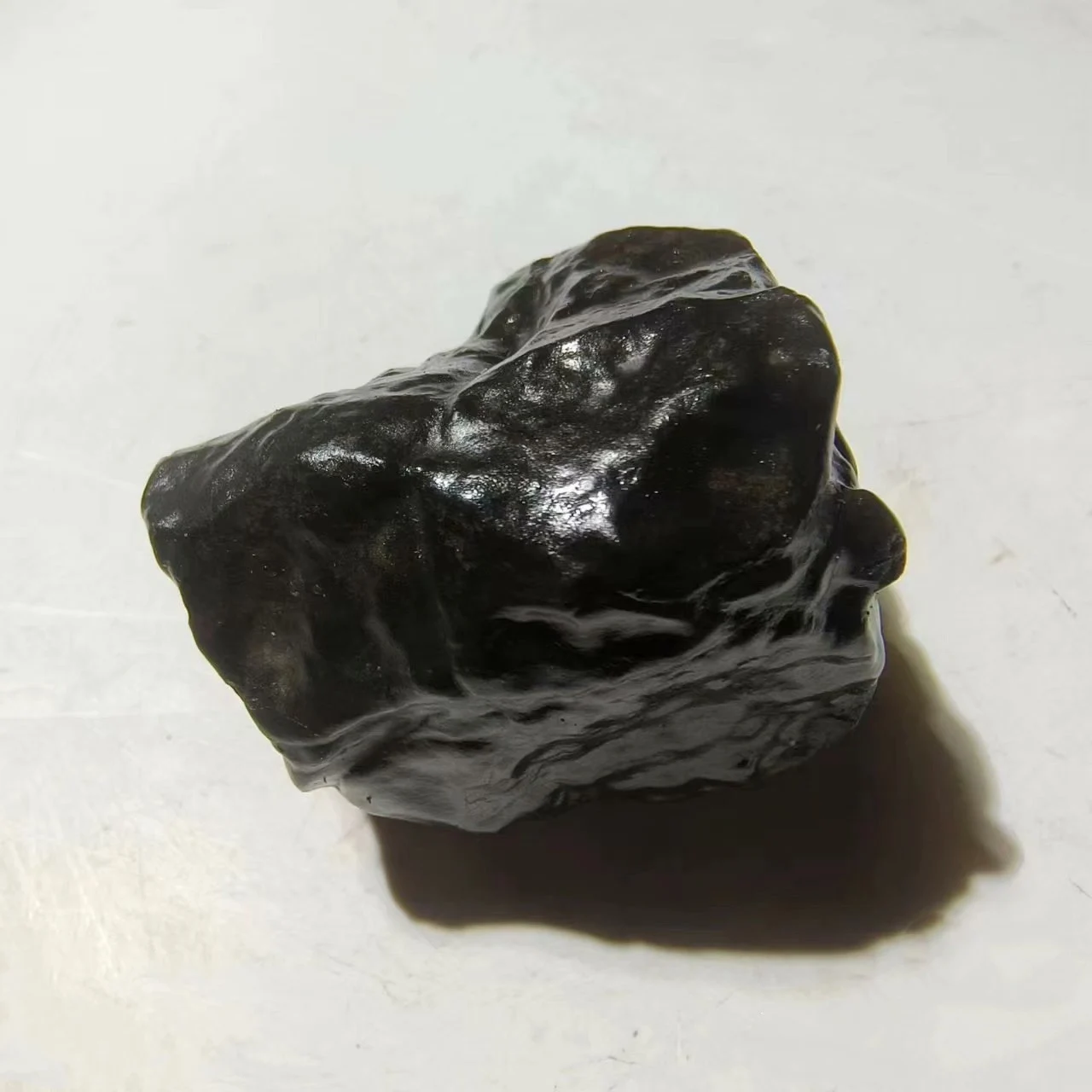 1Pcs Rare Natural Meteorite About 247g Neutral Magnetic Discovery Site, Luobupo, Xinjiang, Meteorite Collection Specimens
1Pcs Rare Natural Meteorite About 247g Neutral Magnetic Discovery Site, Luobupo, Xinjiang, Meteorite Collection Specimens