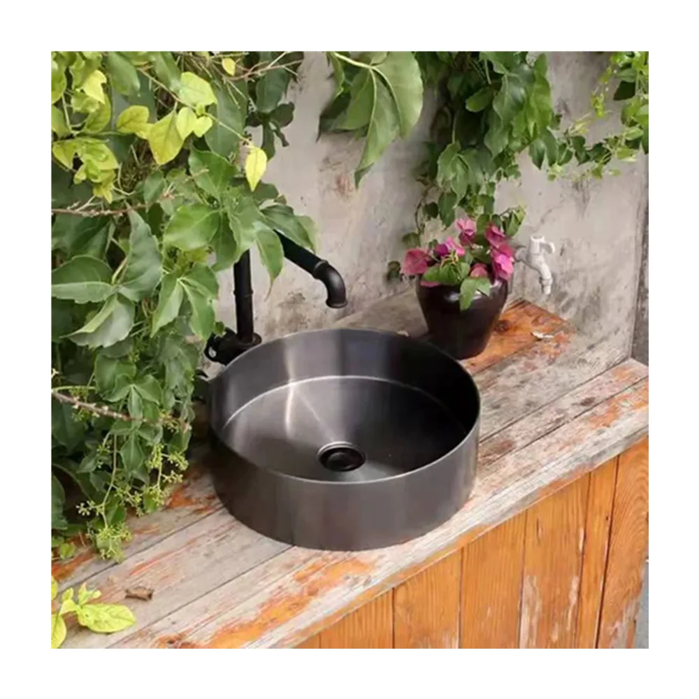 Роскошная круглая раковина из нержавеющей стали золотого цвета для установки на столешницу
Роскошная круглая раковина из нержавеющей стали золотого цвета для установки на столешницу