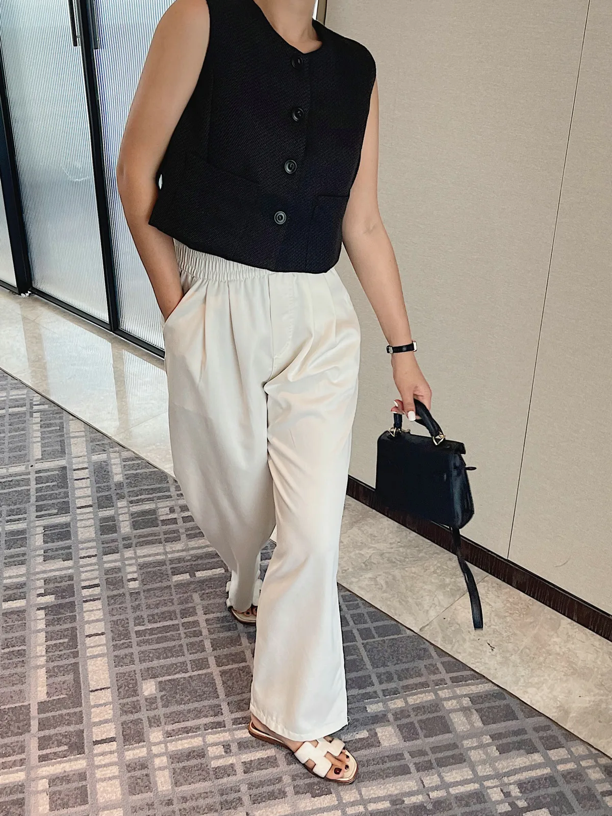Cargo Pants 2025 Woman Clothing Y2k Spring Korean Fashion Style Vintage Youthful Gothic High Waist Wide Trousers Streetwear New
Cargo Pants 2025 Woman Clothing Y2k Spring Korean Fashion Style Vintage Youthful Gothic High Waist Wide Trousers Streetwear New