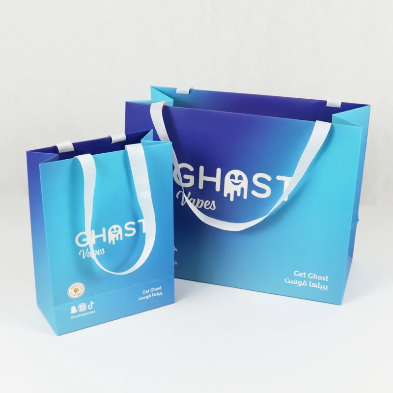 Custom Recyclable printed package luxury shopping gift cardboard paper packaging bag with handle Paper Bags With Your Own Logo
Custom Recyclable printed package luxury shopping gift cardboard paper packaging bag with handle Paper Bags With Your Own Logo