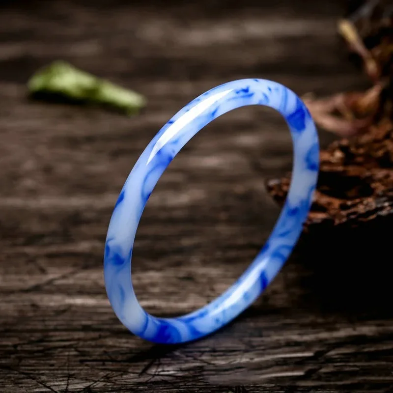 Natural Chinese Blue and White Hand Carved Round Bar Jade Bracelet Fashion Boutique Jewelry Women's Blue Bracelet Popular Gift
Natural Chinese Blue and White Hand Carved Round Bar Jade Bracelet Fashion Boutique Jewelry Women's Blue Bracelet Popular Gift