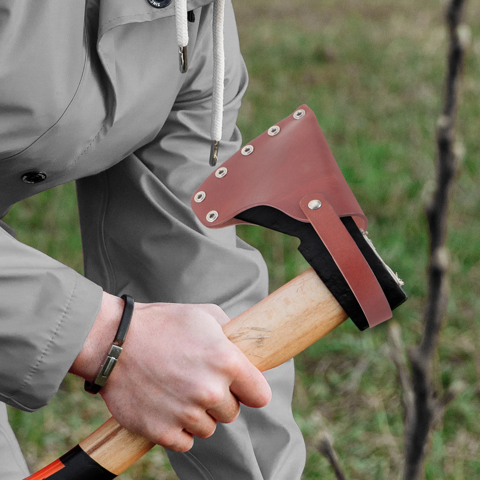 Axe Sheath 12x10cm Hatchet Cover for Outdoor Tools made Protective Supply Durable Craftsmanship for Hiking
Axe Sheath 12x10cm Hatchet Cover for Outdoor Tools made Protective Supply Durable Craftsmanship for Hiking