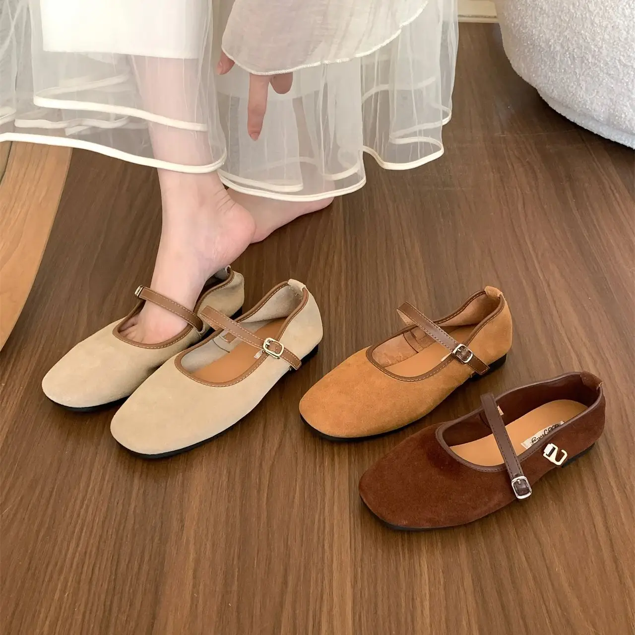 Bailamos New Brand Women Flats Round Toe Shallow Slip On Ladies Casual Ballet Shoes Soft Leather Eelgant Dress Shoes Mujer
Bailamos New Brand Women Flats Round Toe Shallow Slip On Ladies Casual Ballet Shoes Soft Leather Eelgant Dress Shoes Mujer