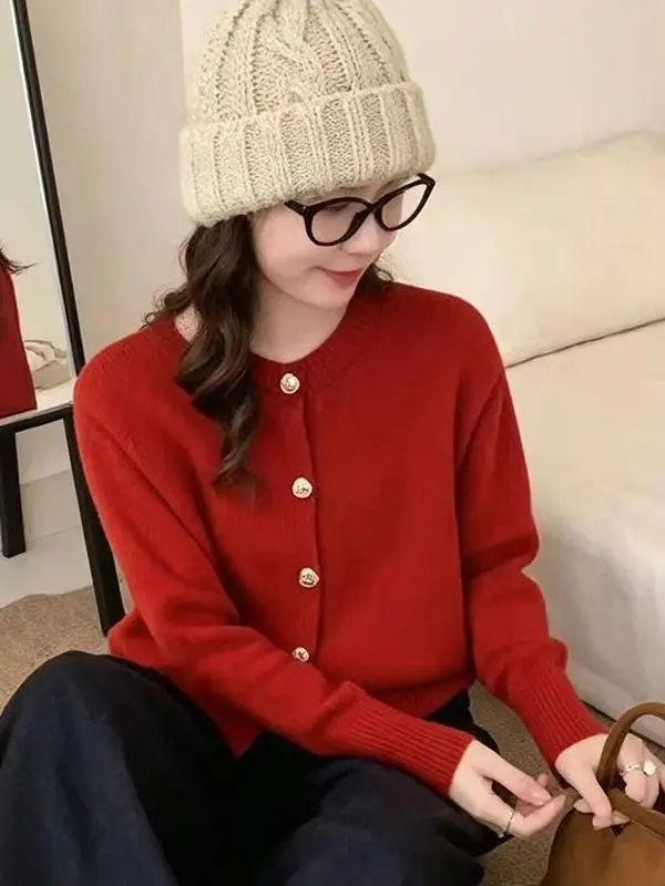 Red Color round Neck Knitted Open Cardigan Women's Early Spring New Soft Stylish Lazy Style New Year Open Cardigan
Red Color round Neck Knitted Open Cardigan Women's Early Spring New Soft Stylish Lazy Style New Year Open Cardigan