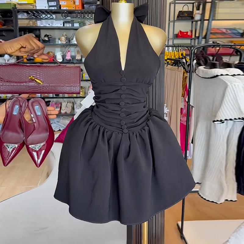 Women's Summer 2026 V-Neck Short Dress High Waist Butterfly Back Condensation Hanging Neck Temperament Style
Women's Summer 2026 V-Neck Short Dress High Waist Butterfly Back Condensation Hanging Neck Temperament Style