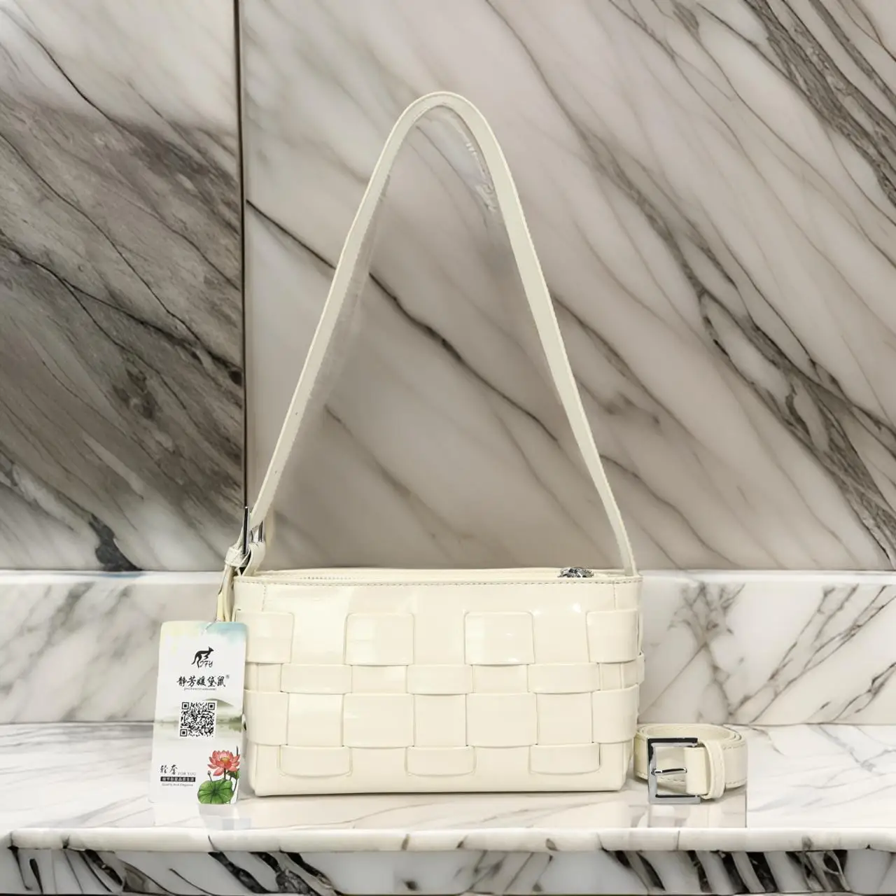 Fashionable Vintage Clutch Bag - High-End Solid Color Tote With Large Capacity And Superstar Style
Fashionable Vintage Clutch Bag - High-End Solid Color Tote With Large Capacity And Superstar Style