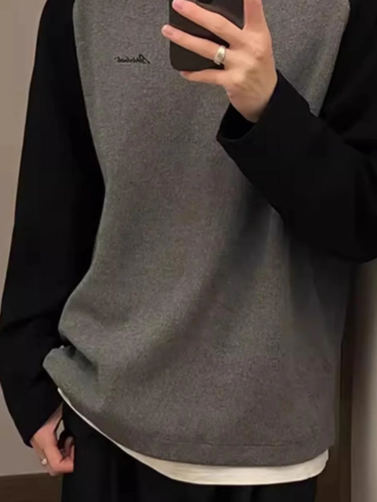Spring Autumn Large Size 300 Pou Trendy Wfle id Small V-ne Long Sve Men's Top Insert oulder Sve Sweatirt B...
Spring Autumn Large Size 300 Pou Trendy Wfle id Small V-ne Long Sve Men's Top Insert oulder Sve Sweatirt B...