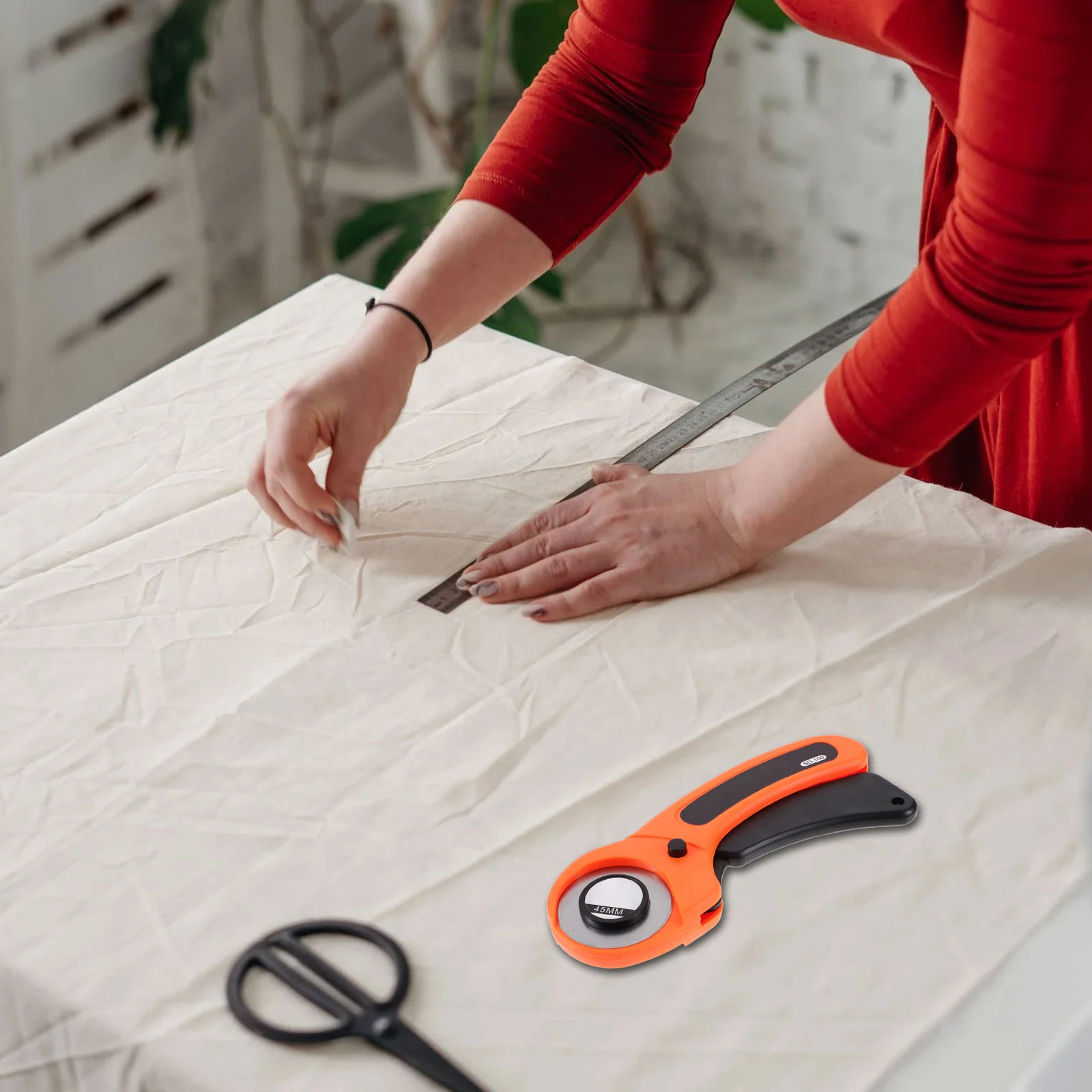 Rotary Fabric Cutter High Quality Plastic Stainless Steel Durable Sturdy Easy Use Replaceable Blades Bright Color Sewing Craft
Rotary Fabric Cutter High Quality Plastic Stainless Steel Durable Sturdy Easy Use Replaceable Blades Bright Color Sewing Craft