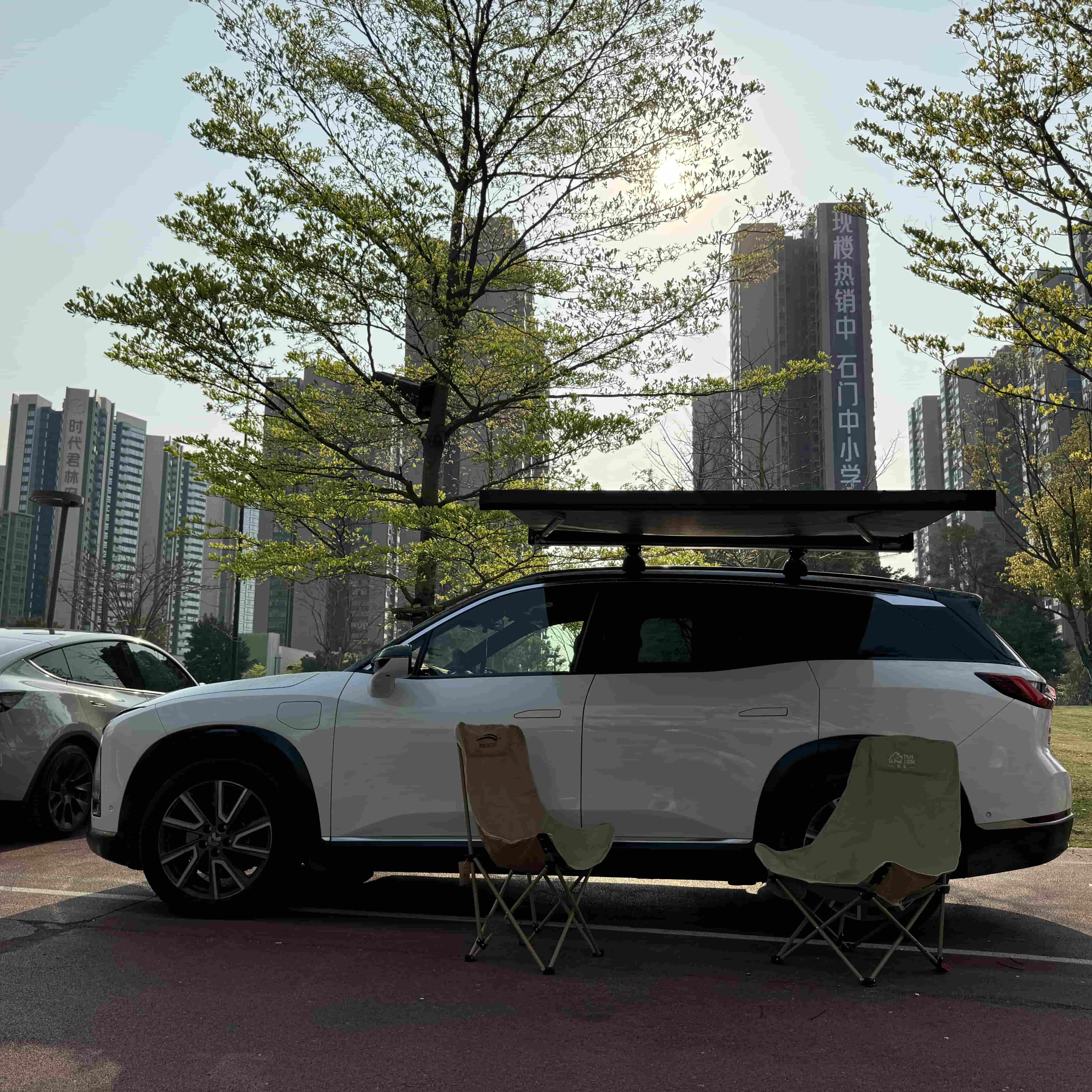 SUV/RV Universal Auto Side Tent Alloy Bracket+Encrypted Oxford Cloth Outdoor Awning ODM Customized
SUV/RV Universal Auto Side Tent Alloy Bracket+Encrypted Oxford Cloth Outdoor Awning ODM Customized