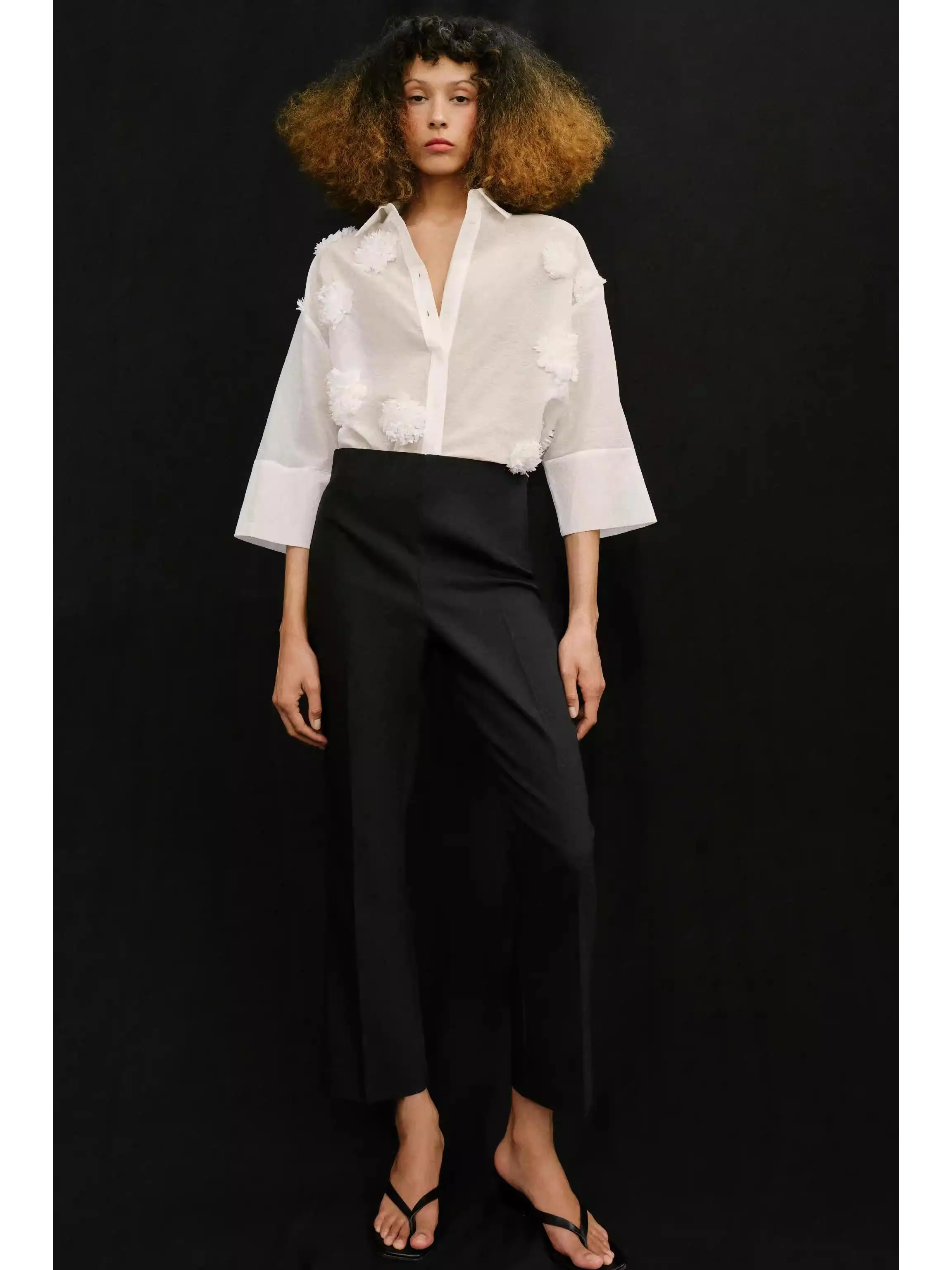 Summer New Women's Shirt ZA2026 Collar Embossed Floral Draped Texture 20-50 Years Old Suitable Ethnic Costume Stage Costume
Summer New Women's Shirt ZA2026 Collar Embossed Floral Draped Texture 20-50 Years Old Suitable Ethnic Costume Stage Costume