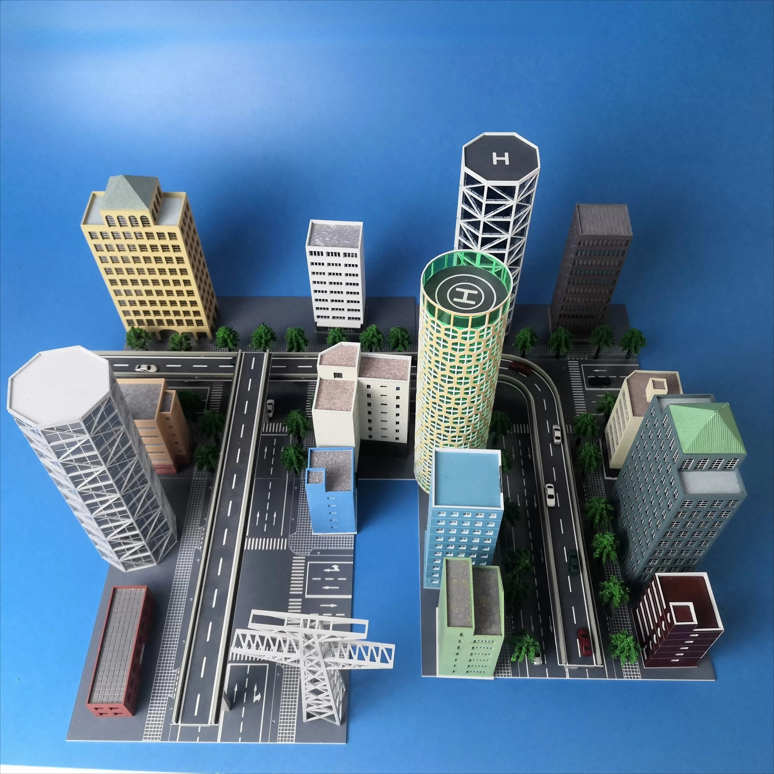 Diorama 1:300 City Street Miniature Building Model Sand Table Scene Outland Railway Layout Street Building Scene Model Toy Gift
Diorama 1:300 City Street Miniature Building Model Sand Table Scene Outland Railway Layout Street Building Scene Model Toy Gift