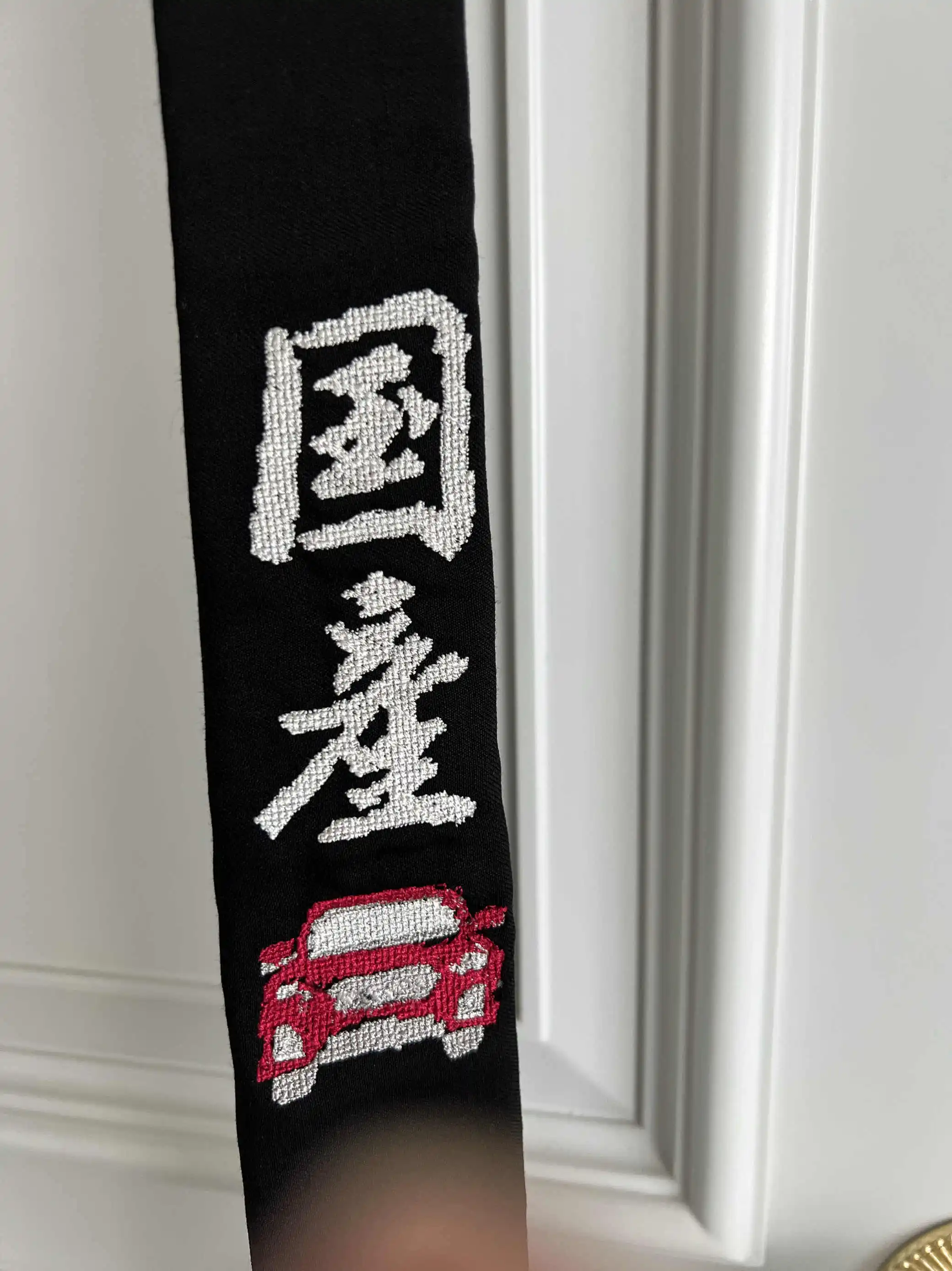 TOP-YAMAMOTO original design embroidered tie, black flat corner, Japanese and Korean style, suitable for both men and women
TOP-YAMAMOTO original design embroidered tie, black flat corner, Japanese and Korean style, suitable for both men and women