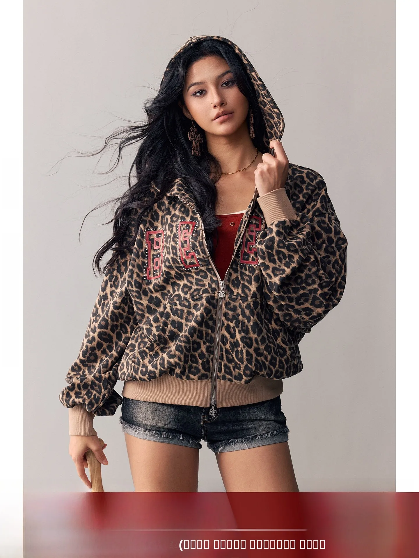 Худи-кардиган BeerBro в стиле ретро с леопардовым принтом, свободного кроя, женский, с высокой степенью инклюзивности, с алмазным термотрансфером, весенний, из смесового хлопка
Худи-кардиган BeerBro в стиле ретро с леопардовым принтом, свободного кроя, женский, с высокой степенью инклюзивности, с алмазным термотрансфером, весенний, из смесового хлопка