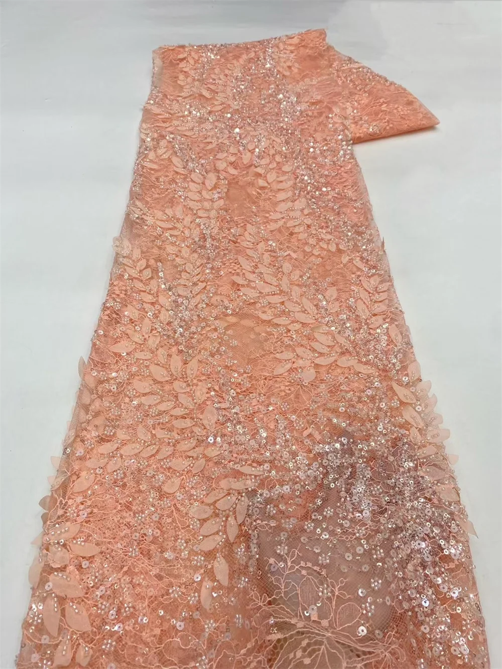 Luxury Handmade Beaded Lace Fabric High 5Yards Quality 2025 African Lace Fabric With Sequins Peach For Evening Dresses A1226-1
Luxury Handmade Beaded Lace Fabric High 5Yards Quality 2025 African Lace Fabric With Sequins Peach For Evening Dresses A1226-1