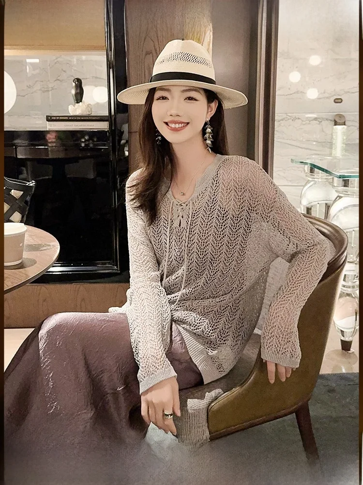 Meiyang Elegant Long Sleeve V-Neck Knitted Sweater Silver Thread Lenzing Hemp Feel Loose Fit Commute Style Summer Fashion
Meiyang Elegant Long Sleeve V-Neck Knitted Sweater Silver Thread Lenzing Hemp Feel Loose Fit Commute Style Summer Fashion