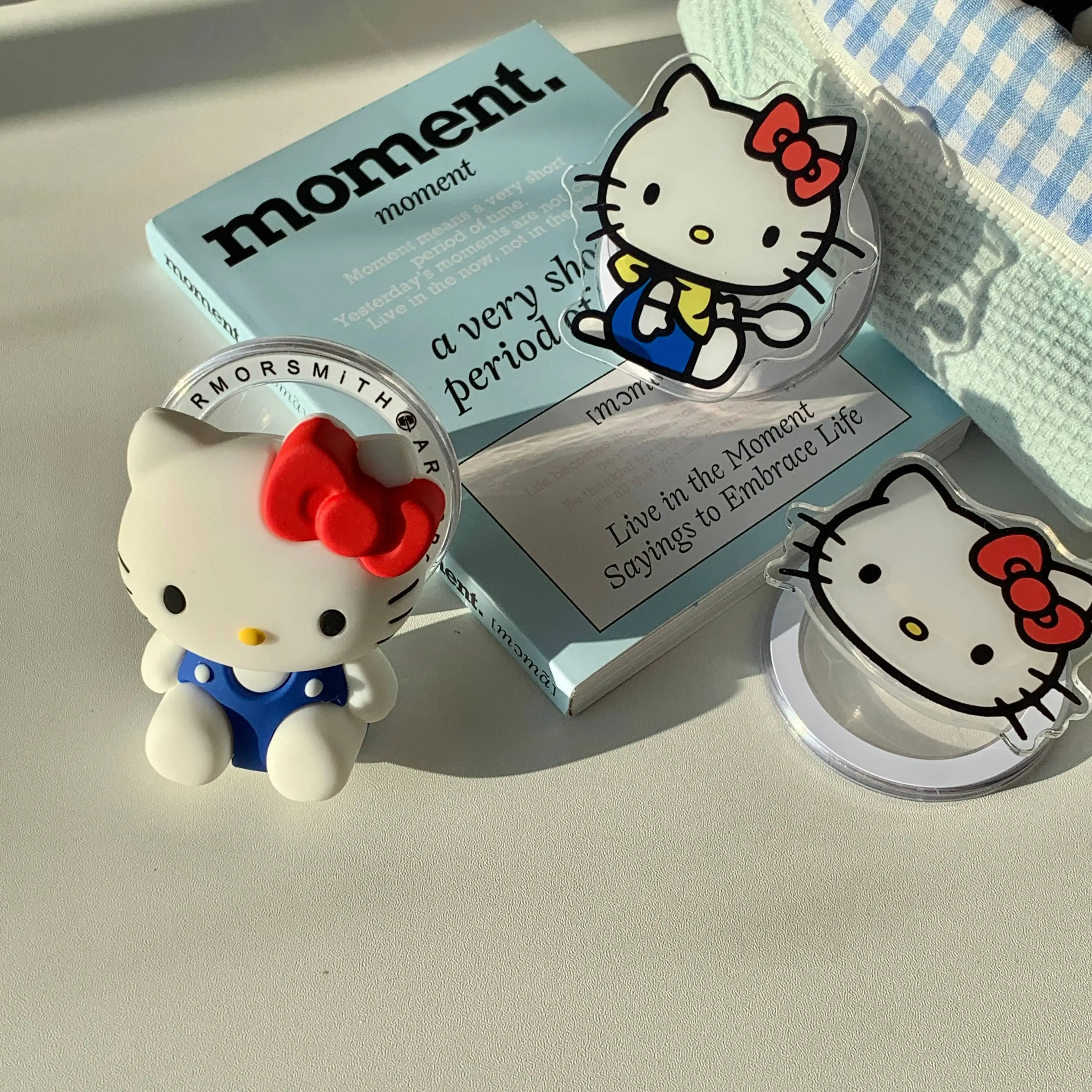 Fashion Red Bow With HelloKitty Magnetic Phone Holder For Samsung/IPhone/Magnetic Mobile Phone Folding Back Retractable Holder
Fashion Red Bow With HelloKitty Magnetic Phone Holder For Samsung/IPhone/Magnetic Mobile Phone Folding Back Retractable Holder