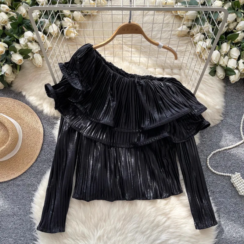Goddess Style Niche Chic Shirt With A Female Design Sense, Slanted Collar, Off Shoulder, Ruffle Edge, Slim Fit, Metallic Color,
Goddess Style Niche Chic Shirt With A Female Design Sense, Slanted Collar, Off Shoulder, Ruffle Edge, Slim Fit, Metallic Color,