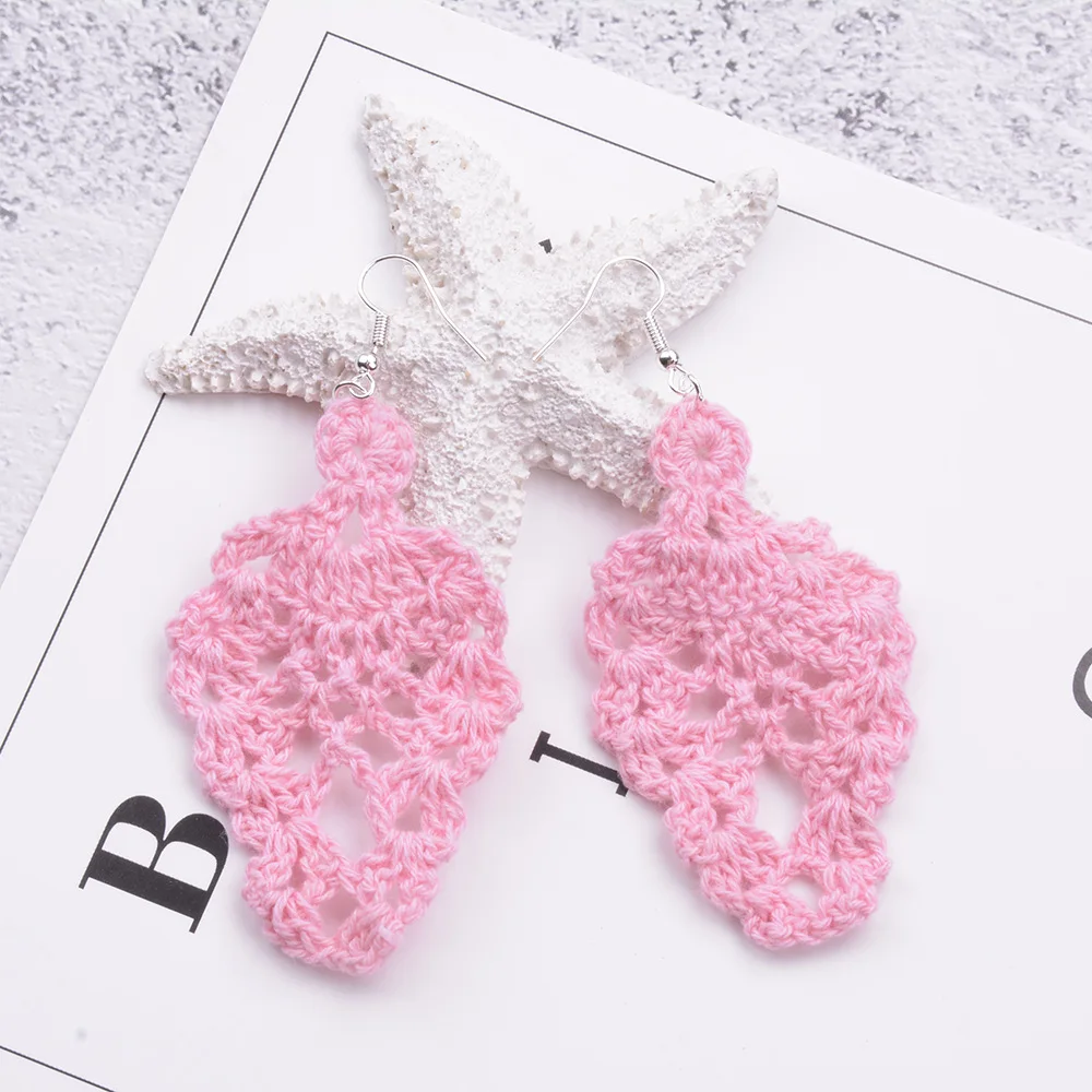 Ethnic Retro Earrings Women's Solid Color Handmade Crochet Flowers Asymmetric Leaves Fresh Earrings
Ethnic Retro Earrings Women's Solid Color Handmade Crochet Flowers Asymmetric Leaves Fresh Earrings