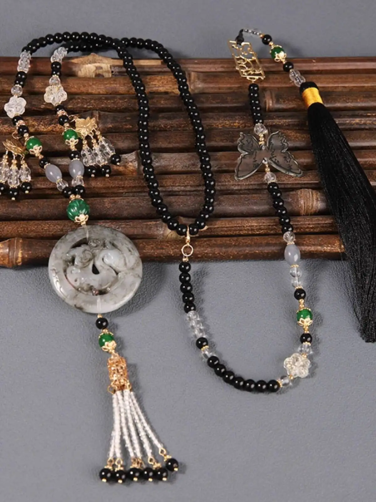 Новая темная система, украшения из жемчуга и нефрита, женские аксессуары Hanfu меньшинств, длинные кисточки, юбка с конским лицом, свитер, цепочка сзади, облако
Новая темная система, украшения из жемчуга и нефрита, женские аксессуары Hanfu меньшинств, длинные кисточки, юбка с конским лицом, свитер, цепочка сзади, облако