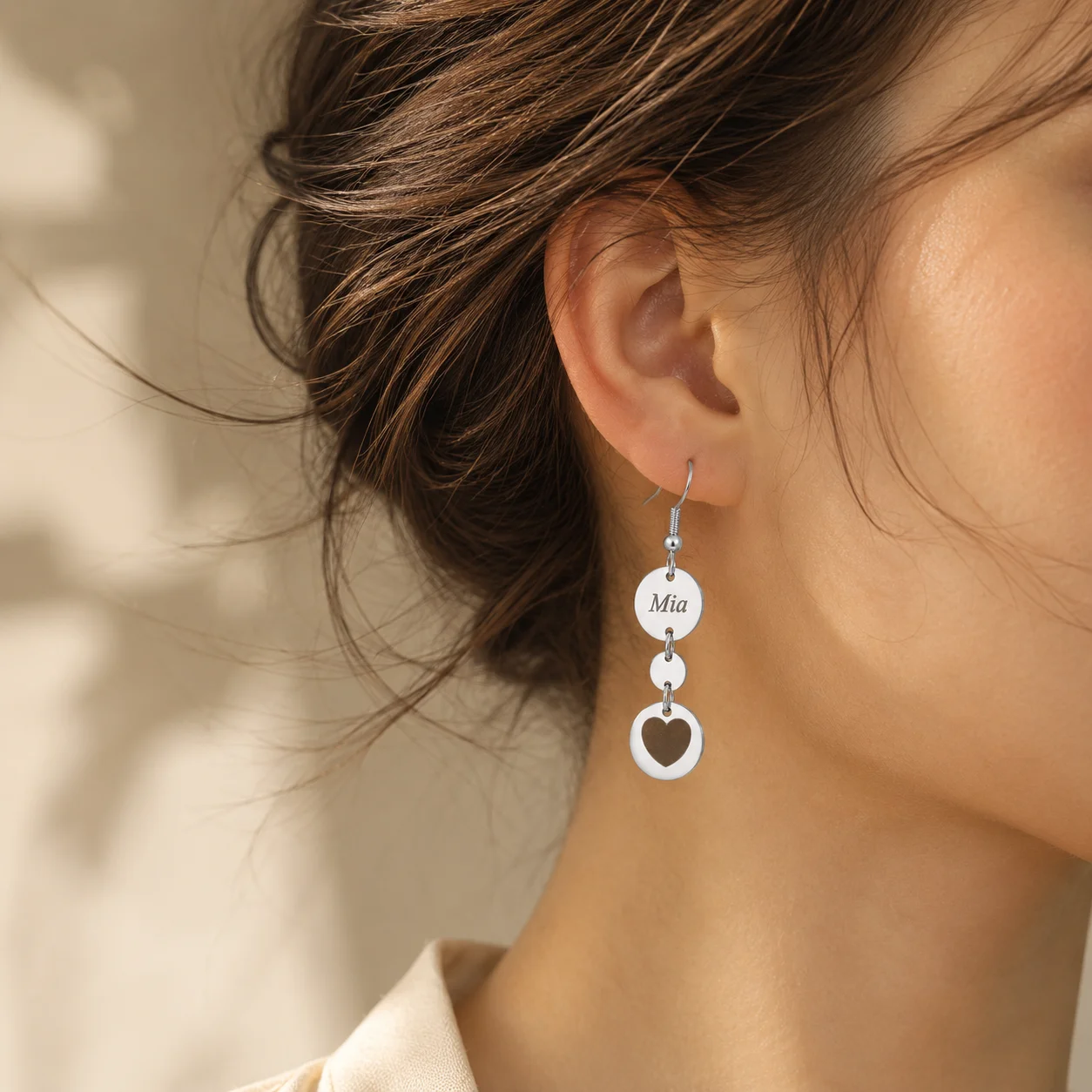 1 Pair of Stainless Steel Earrings with 3 Circular Links, Customizable with Names, Suitable for Women, Family, and Friends, Ideal for Holiday or Anniversary Gifts
1 Pair of Stainless Steel Earrings with 3 Circular Links, Customizable with Names, Suitable for Women, Family, and Friends, Ideal for Holiday or Anniversary Gifts