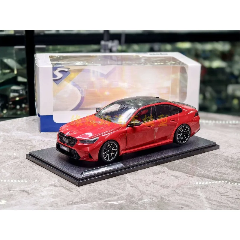 Diecast SOLIDO 1:18 Scale BMW M5 2025 S1814702 Alloy Car Model
Diecast SOLIDO 1:18 Scale BMW M5 2025 S1814702 Alloy Car Model