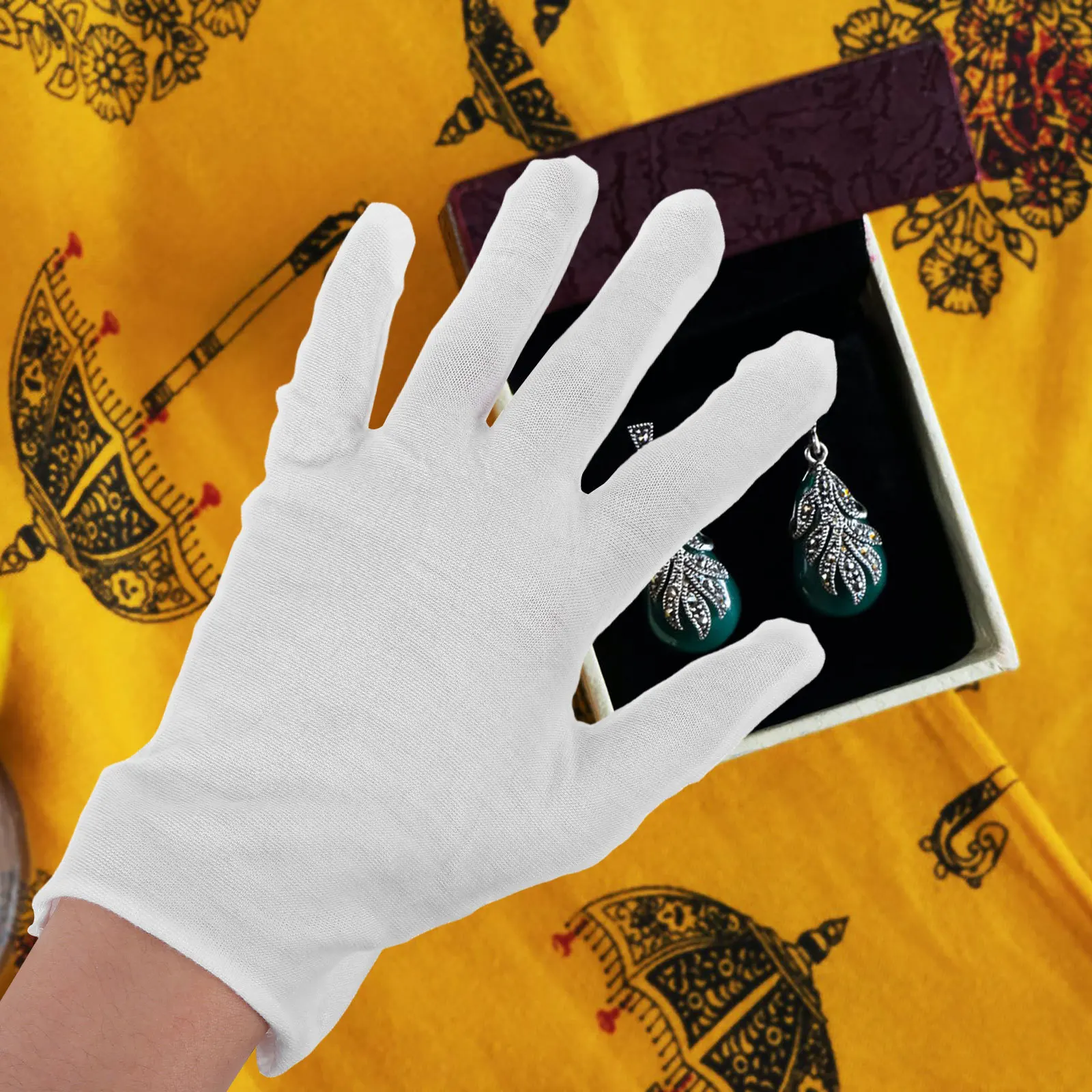 12Pairs White Cotton Jewelry Gloves Breathable Comfortable Anti-Static Formal Gloves for Award Ceremonies Jewelry Inspection 
12Pairs White Cotton Jewelry Gloves Breathable Comfortable Anti-Static Formal Gloves for Award Ceremonies Jewelry Inspection