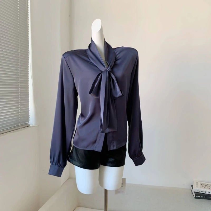 2024 New Spring and Autumn Korean Edition Fashion Elegant Minimalist Long Sleeved Blouses Solid V-neck Tie Women's Shirt Top
2024 New Spring and Autumn Korean Edition Fashion Elegant Minimalist Long Sleeved Blouses Solid V-neck Tie Women's Shirt Top