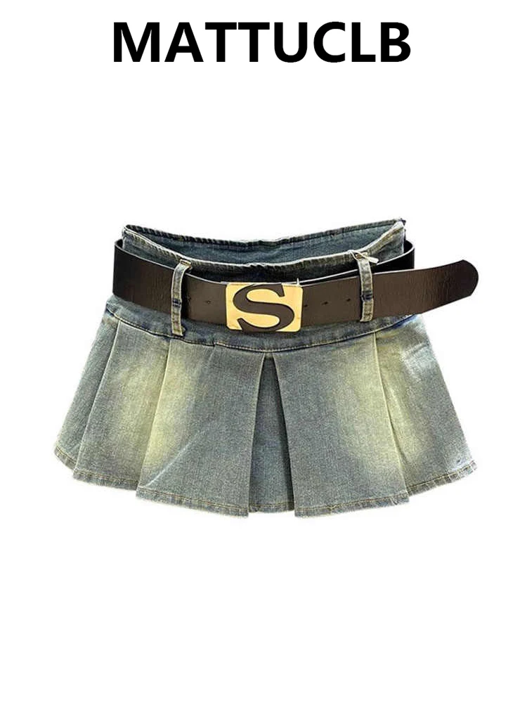 2025 Summer Women Korean Fashion Mini Pleated Y2k Denim Skirt Shoujo 2000s Coquette A-line Gyaru Kpop Preppy E-girl Punk Culotte
2025 Summer Women Korean Fashion Mini Pleated Y2k Denim Skirt Shoujo 2000s Coquette A-line Gyaru Kpop Preppy E-girl Punk Culotte