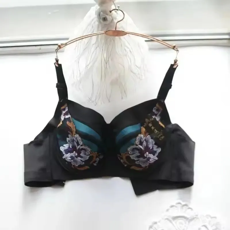 Бюстгальтеры больших размеров 75, 80, 110 для нижнего белья, пуш-ап, с полной чашкой B, C, D, F, G, H, женские бралетты, самоклеящиеся бюстгальтеры
Бюстгальтеры больших размеров 75, 80, 110 для нижнего белья, пуш-ап, с полной чашкой B, C, D, F, G, H, женские бралетты, самоклеящиеся бюстгальтеры