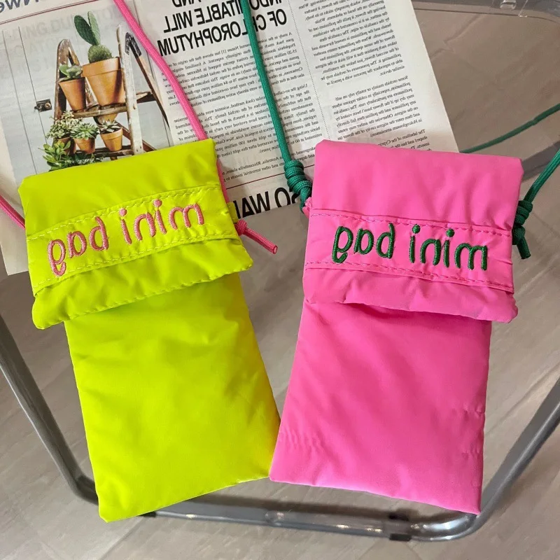 Fashion Single Shoulder Crossbody Cell Phone Bag Mini Cute Versatile Satchel Multi Card Bag Ladies Purse Phone Bag Handbags
Fashion Single Shoulder Crossbody Cell Phone Bag Mini Cute Versatile Satchel Multi Card Bag Ladies Purse Phone Bag Handbags