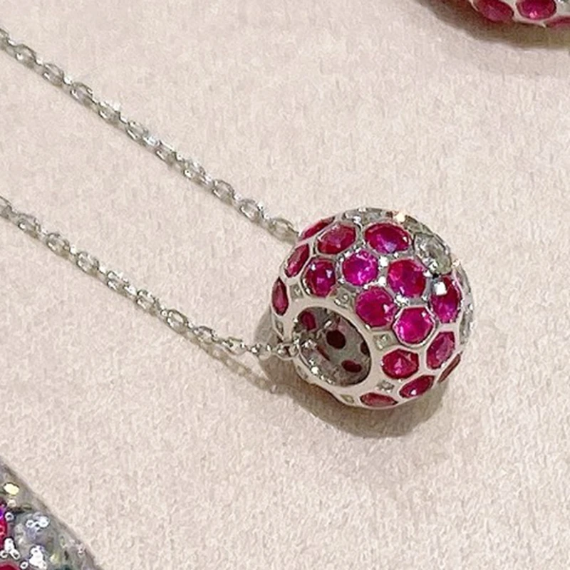 KQDANCE 925 Sterling Silver Bling Sapphire Full Diamonds Pendant Necklaces For Woman Luxury Clavicle Chain Birthday Gift
KQDANCE 925 Sterling Silver Bling Sapphire Full Diamonds Pendant Necklaces For Woman Luxury Clavicle Chain Birthday Gift