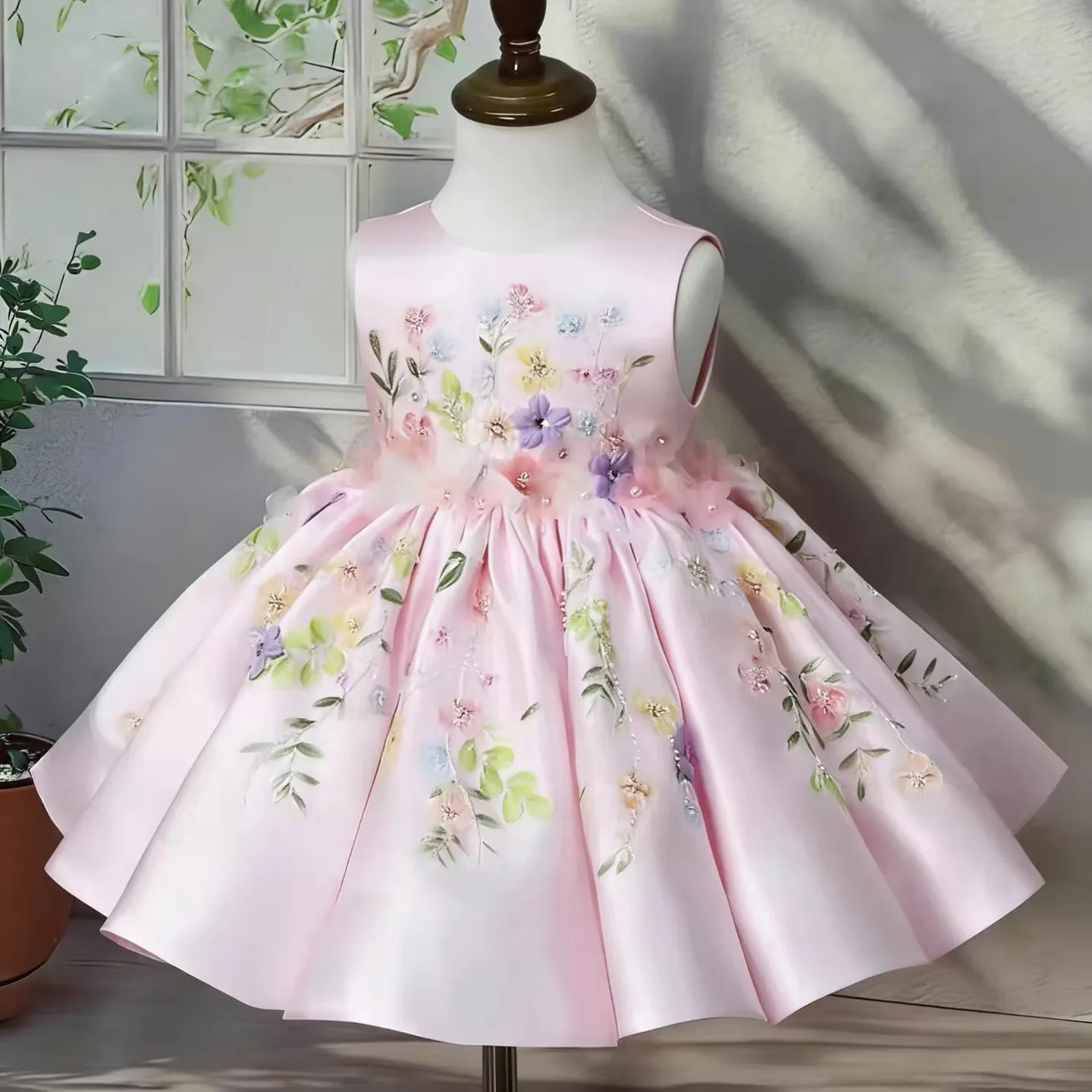 New Girls Dresses Flower Design Little Girl Summer Princess Gowns Children Kids Birthday Party Wedding Boutique Clothing
New Girls Dresses Flower Design Little Girl Summer Princess Gowns Children Kids Birthday Party Wedding Boutique Clothing