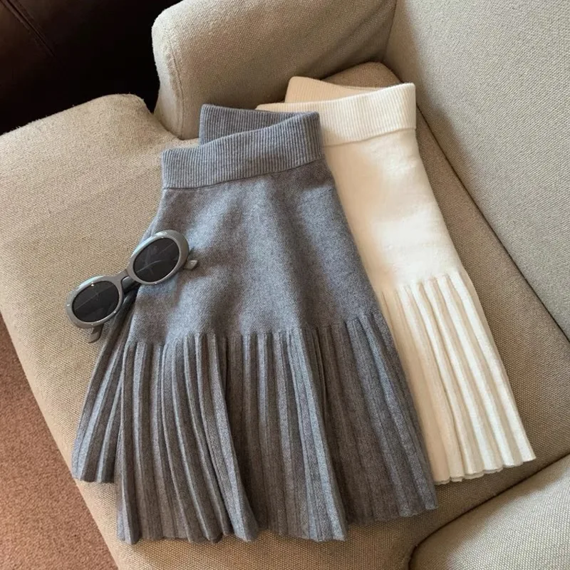 2024 Spring/Autumn Elastic High Waist pleated Half length Skirt for Women, Short A-line Hip Wrapping Outer Knitted Bottom Skirt
2024 Spring/Autumn Elastic High Waist pleated Half length Skirt for Women, Short A-line Hip Wrapping Outer Knitted Bottom Skirt