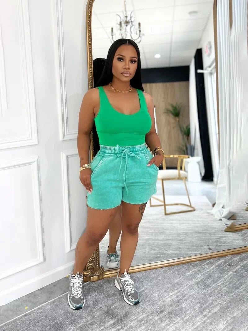 Women Solid Summer Tracksuits 2 Piece Set Sleeveless Tank Tops + Cotton Washed Shorts Fashion Casual Streetwear Jogging Suits
Women Solid Summer Tracksuits 2 Piece Set Sleeveless Tank Tops + Cotton Washed Shorts Fashion Casual Streetwear Jogging Suits